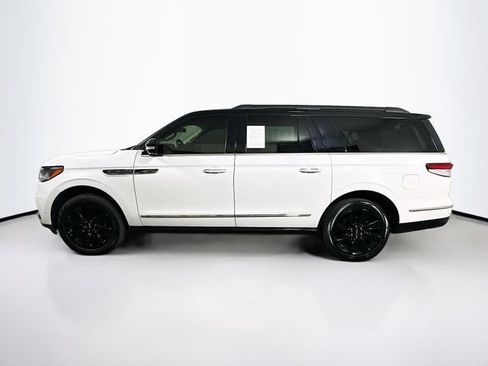 Certified 2023 Lincoln Navigator L Black Label AWD/4WD image 4