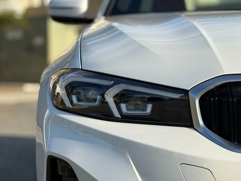 Certified 2025 BMW 330i Sedan w/ Convenience Package image 13