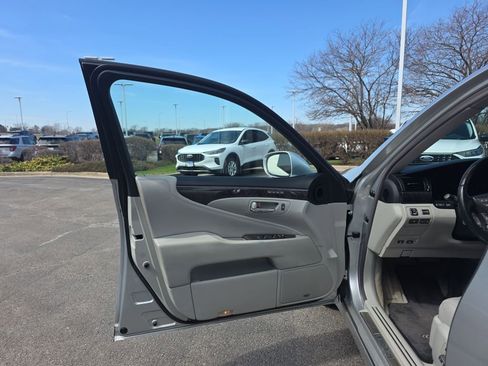 Used 2009 Lexus LS 460 460 image 16