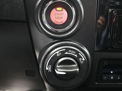 Used 2024 Nissan Titan PRO-4X w/ Pro-4x Utility Package AWD/4WD image 15