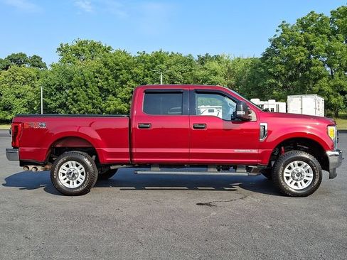 Used 2017 Ford F250 XLT w/ XLT Value Package AWD/4WD image 10