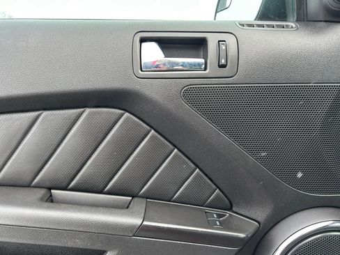 Used 2012 Ford Mustang GT Premium w/ GT Coupe Accessory Pkg 5 image 11