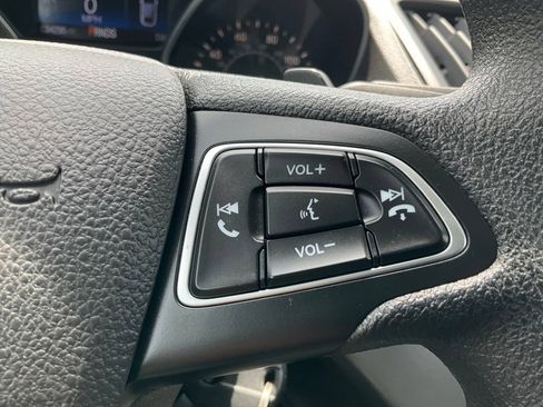 Used 2017 Ford Escape SE w/ Equipment Group 201A AWD/4WD image 25