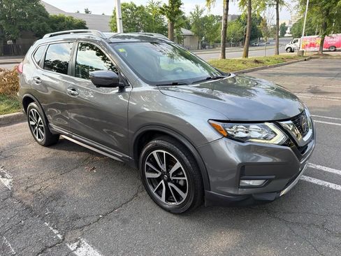 Used 2020 Nissan Rogue SL w/ Premium Package AWD/4WD image 4