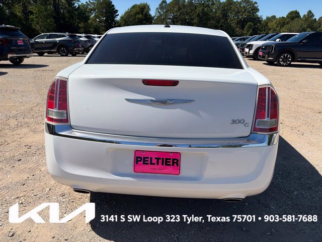 Used 2013 Chrysler 300 C RWD image 6