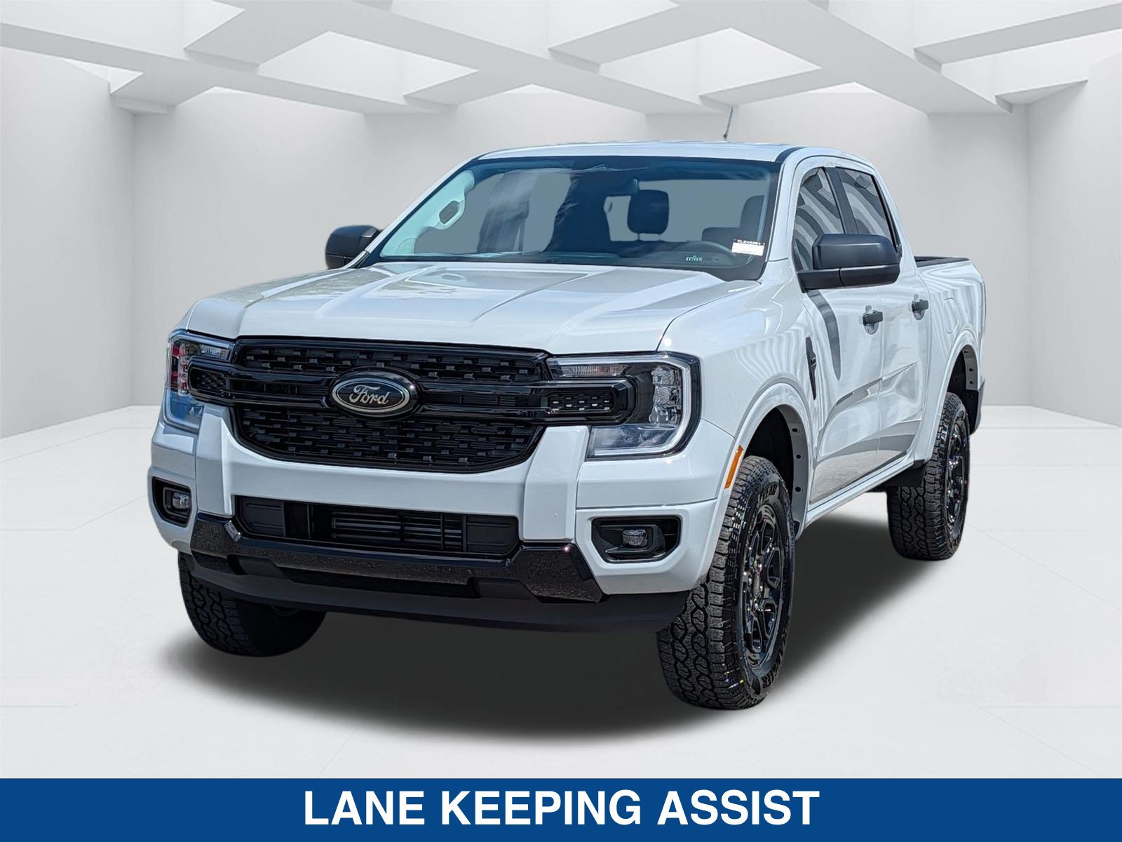 New 2026 Ford Ranger XLT w/ Black Appearance Package RWD image 9