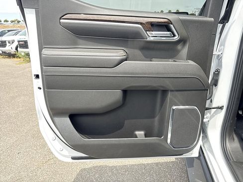 New 2026 GMC Sierra 1500 Elevation w/ Elevation Premium Package AWD/4WD image 24