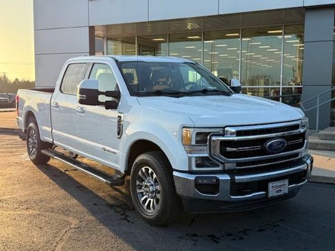 Certified 2022 Ford F250 Lariat w/ Lariat Ultimate Package image 3