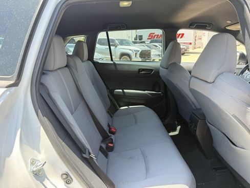 Used 2024 Toyota Corolla Cross AWD Hybrid image 30
