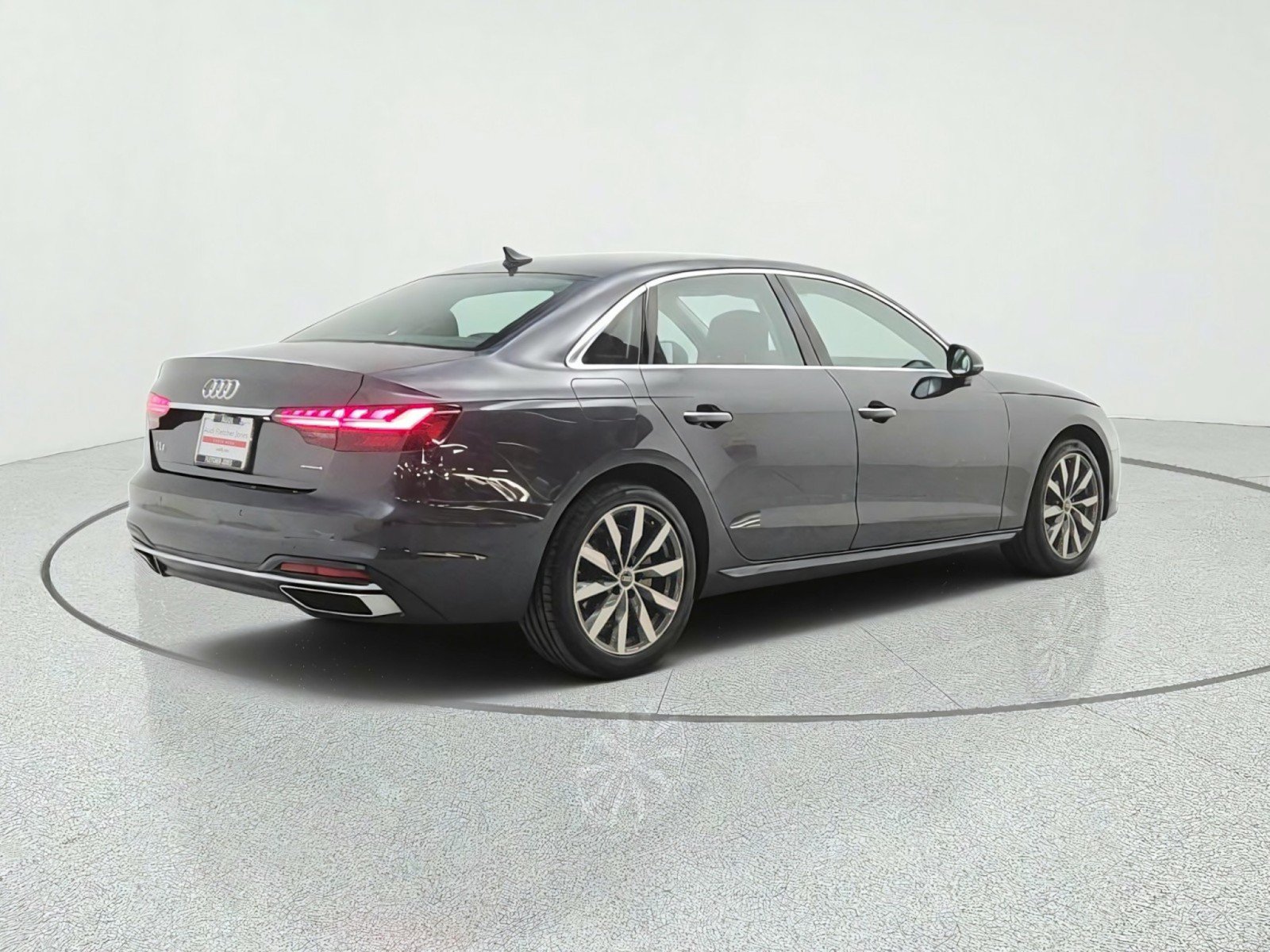 Used 2023 Audi A4 2.0T Premium w/ Convenience Package AWD/4WD image 5