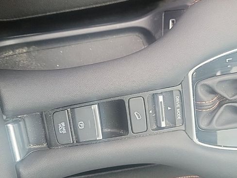 Certified 2023 Honda HR-V Sport image 31