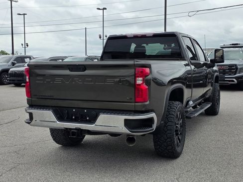 Used 2022 Chevrolet Silverado 2500 LT w/ Convenience Package AWD/4WD image 8