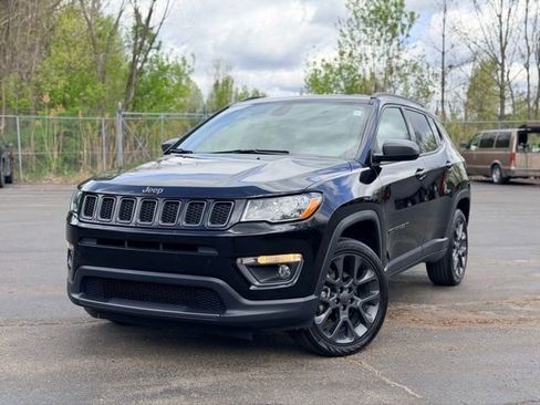 Used 2021 Jeep Compass Latitude AWD/4WD image 1