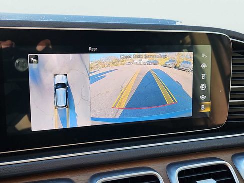 Used 2020 Mercedes-Benz GLE 450 GLE 450 w/ Premium Package image 16