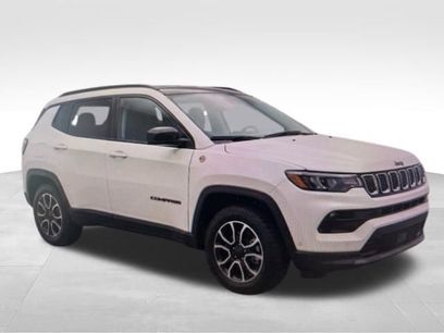 Used 2025 Jeep Compass Trailhawk
