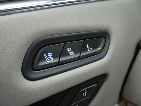 Used 2023 Cadillac Escalade Sport Platinum image 33