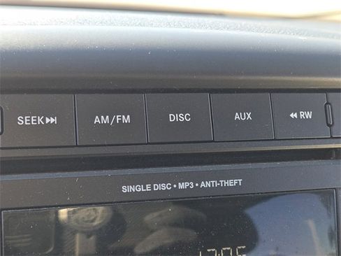 Used 2014 Dodge Grand Caravan American Value Package image 3