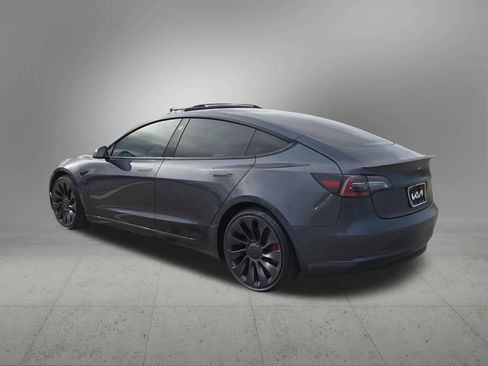 Used 2021 Tesla Model 3 Performance image 4