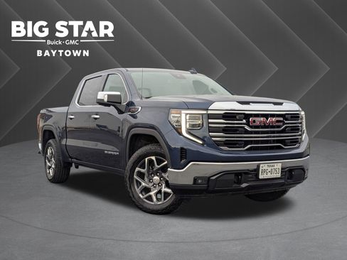 Used 2022 GMC Sierra 1500 SLT w/ SLT Convenience Package image 1