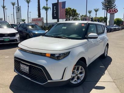 Certified 2025 Kia Soul LX w/ LX Technology Package
