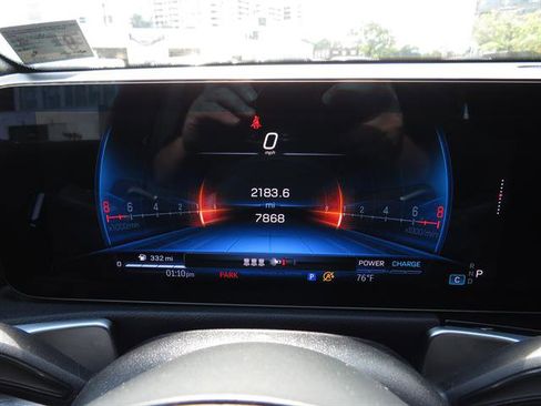 Used 2025 Mercedes-Benz GLB 35 AMG 4MATIC image 13