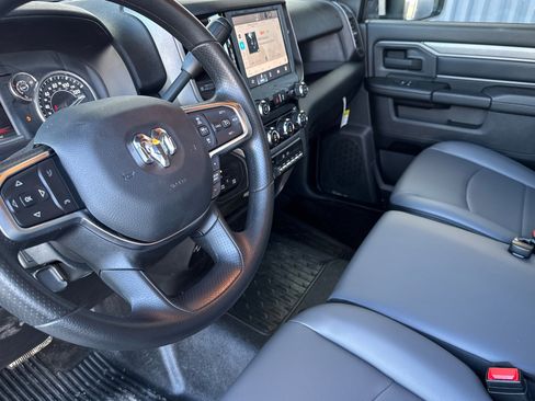 New 2026 RAM 5500 Tradesman w/ Chrome Appearance Group image 9