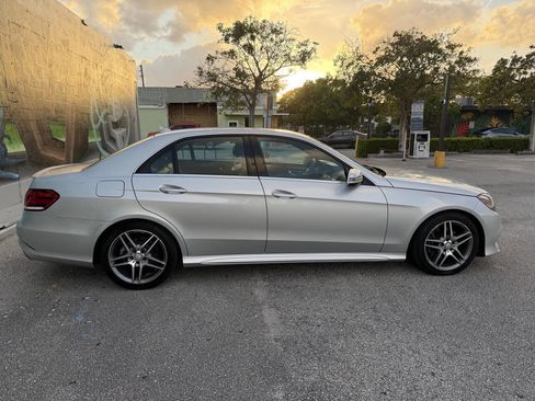 Used 2014 Mercedes-Benz E 350 4MATIC Sedan w/ Premium 1 Package image 8