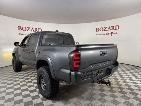Used 2021 Toyota Tacoma TRD Sport RWD image 6