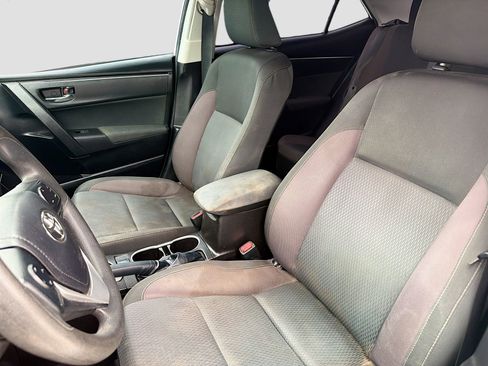 Used 2019 Toyota Corolla LE w/ Carpet Mat Package (TMS) image 21