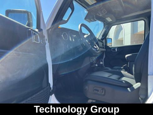 Used 2025 Jeep Wrangler Sahara w/ Safety Group image 12