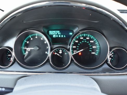 Used 2013 Buick Enclave Convenience image 20