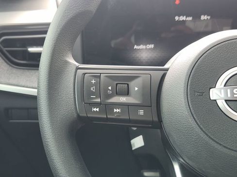 Used 2025 Nissan Kicks SV FWD image 22