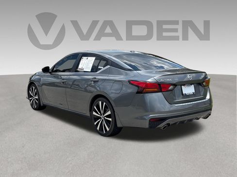 Used 2021 Nissan Altima 2.5 SR FWD image 25