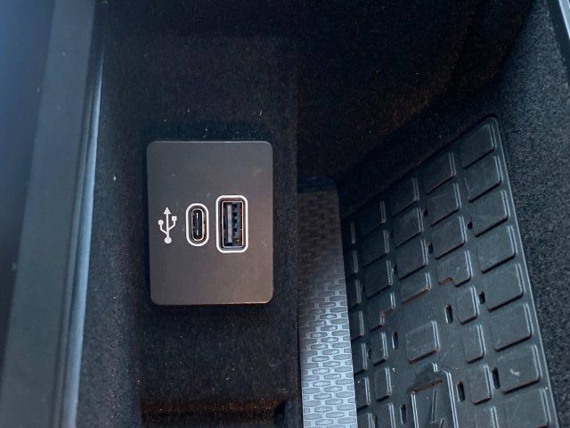 Certified 2025 Lincoln Navigator Black Label AWD/4WD image 26