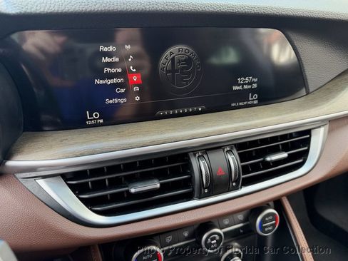 Used 2018 Alfa Romeo Stelvio Ti AWD/4WD image 62