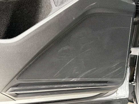 Used 2022 Volkswagen Tiguan SE FWD image 20