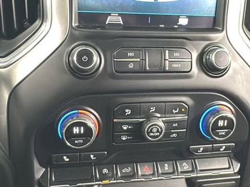 Used 2021 Chevrolet Silverado 1500 RST w/ Z71 Off-Road Package image 25