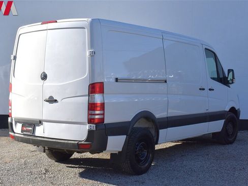 Used 2016 Mercedes-Benz Sprinter 2500 image 5