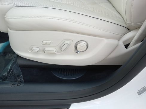 Used 2025 Genesis GV80 3.5T Prestige AWD/4WD image 21