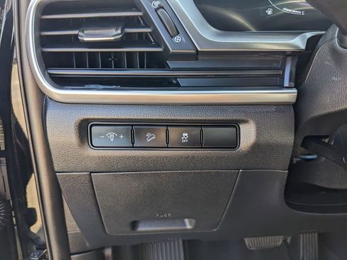 Certified 2024 Kia Telluride S image 29