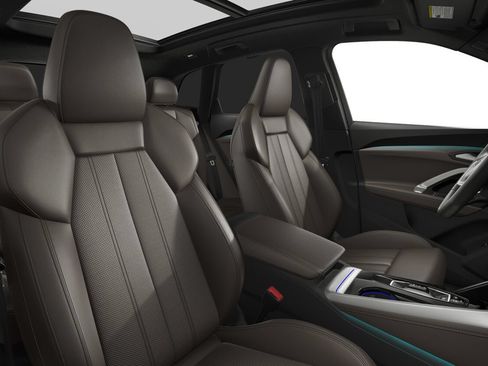 Certified 2025 Audi Q5 Premium Plus w/ Premium Plus AWD/4WD image 5