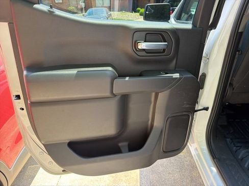 Used 2023 GMC Sierra 1500 Pro w/ Pro Value Package AWD/4WD image 18