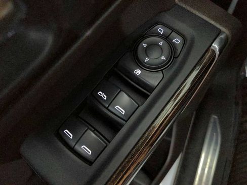 Used 2023 GMC Sierra 3500 SLE w/ SLE Convenience Package AWD/4WD image 25