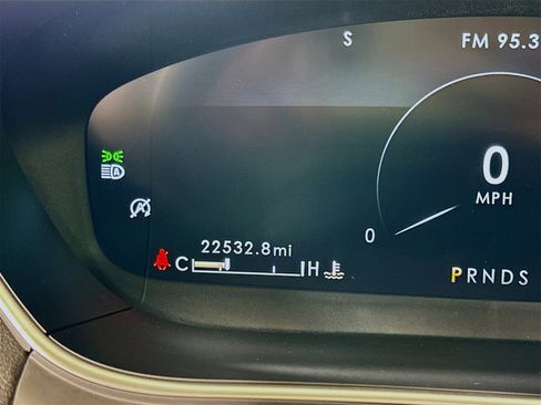 Used 2020 Lincoln Nautilus Reserve w/ Equipment Group 201A image 13