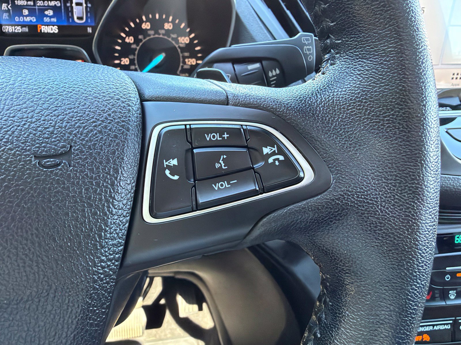 Used 2017 Ford Escape Titanium w/ Equipment Group 301A FWD image 22