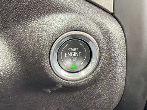 Certified 2025 Chevrolet Silverado 1500 W/T RWD image 26