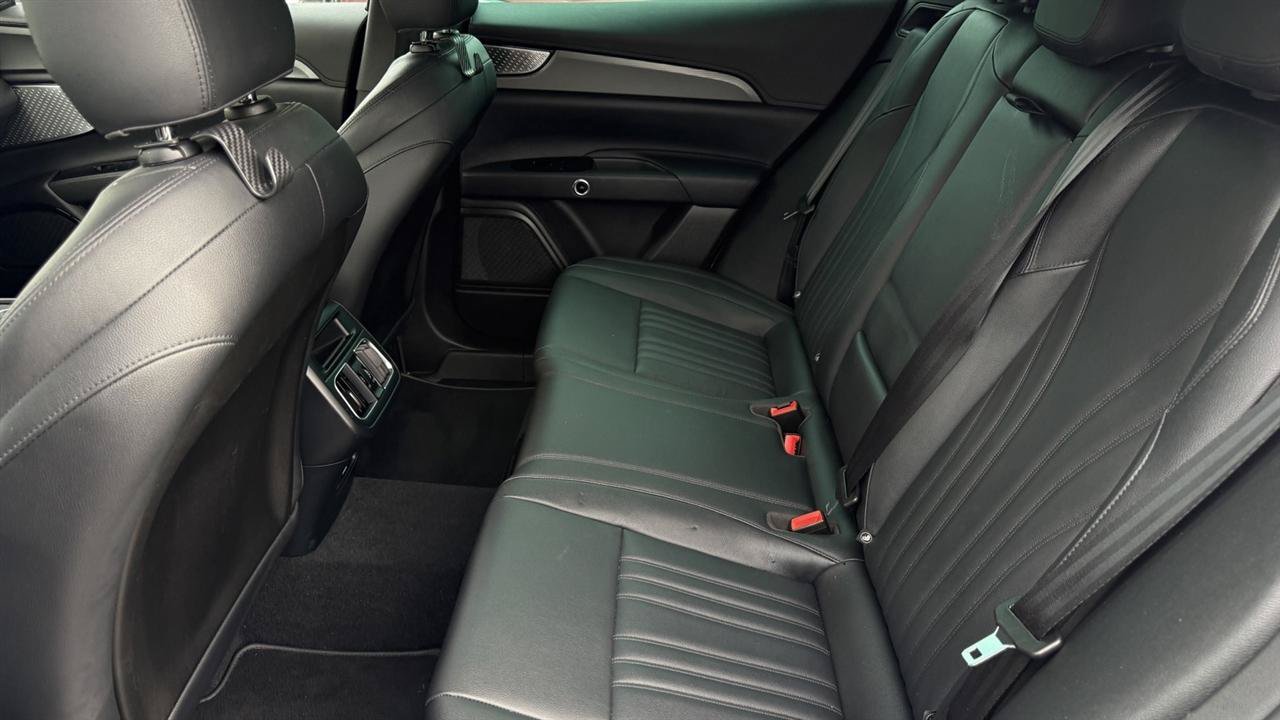 Used 2023 Maserati Grecale GT AWD/4WD image 31