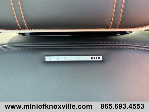 Used 2024 Jeep Grand Wagoneer L Series III AWD/4WD image 32