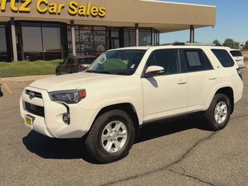 Used 2024 Toyota 4Runner SR5 Premium w/ Moonroof Package AWD/4WD image 4