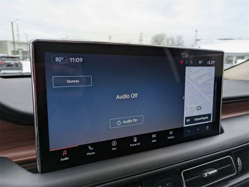 Certified 2022 Lincoln Nautilus Reserve w/ Equipment Group 201A image 22